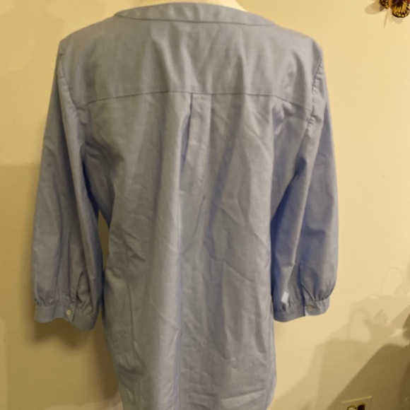 Talbots no iron blue shirt with 3/4 sleeves size Large - Picture 3 of 7